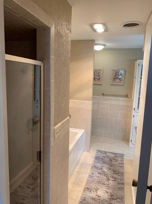 Apartamento Charming Retreat With A Jacuzzi